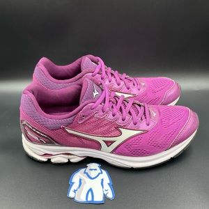 Mizuno Wave Rider 21,‎ Women’s sz 9